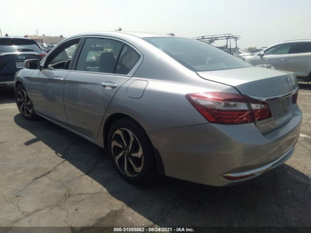 Photo 2 VIN: 1HGCR2F7XGA055564 - HONDA ACCORD SEDAN 