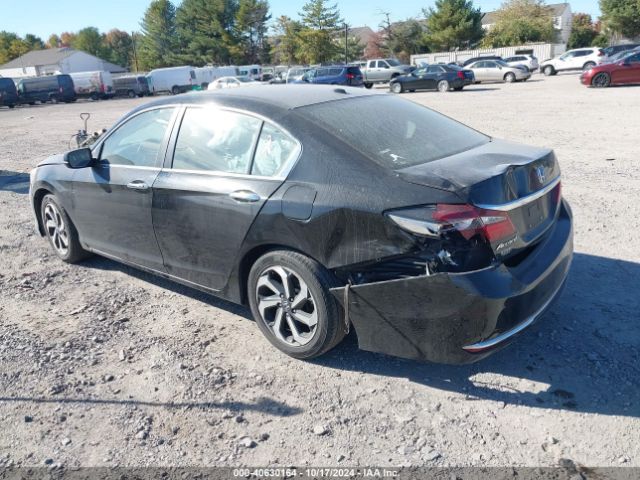 Photo 2 VIN: 1HGCR2F7XGA113527 - HONDA ACCORD 