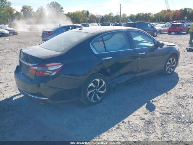 Photo 3 VIN: 1HGCR2F7XGA113527 - HONDA ACCORD 