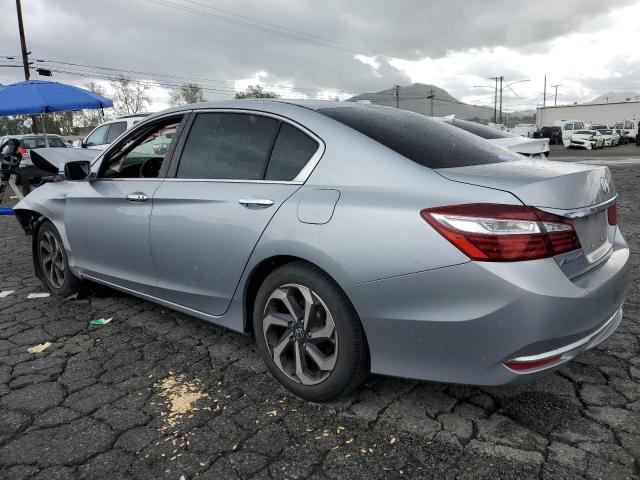 Photo 1 VIN: 1HGCR2F7XGA116413 - HONDA ACCORD 