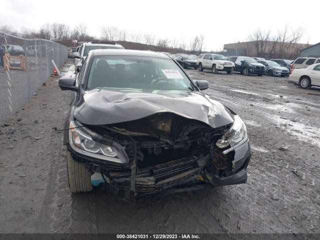 Photo 5 VIN: 1HGCR2F7XGA138847 - HONDA ACCORD 