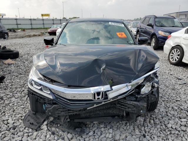 Photo 4 VIN: 1HGCR2F7XHA033856 - HONDA ACCORD EX 