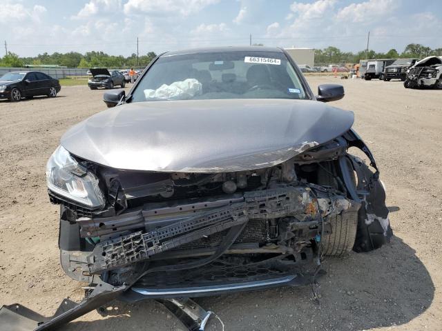 Photo 4 VIN: 1HGCR2F7XHA104604 - HONDA ACCORD EX 