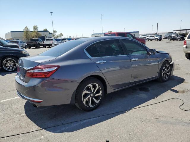 Photo 2 VIN: 1HGCR2F7XHA120768 - HONDA ACCORD EX 