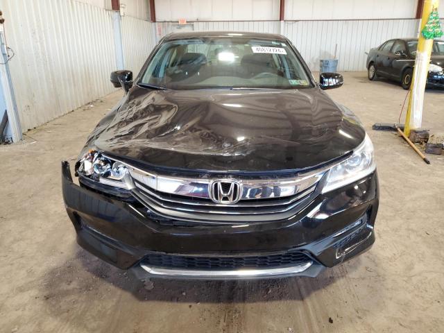 Photo 4 VIN: 1HGCR2F7XHA152197 - HONDA ACCORD 