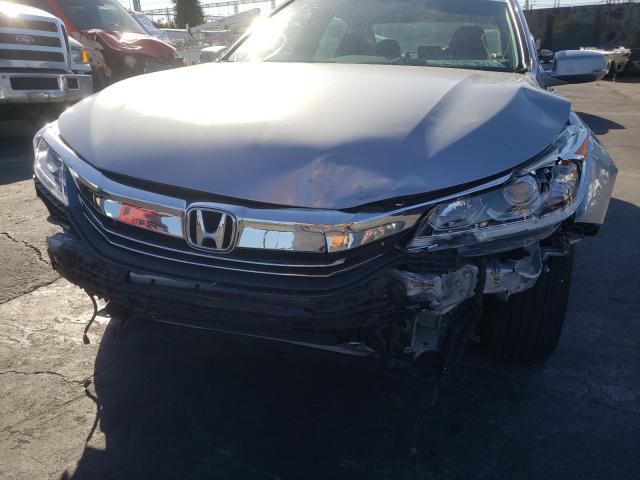 Photo 8 VIN: 1HGCR2F7XHA224662 - HONDA ACCORD EX 