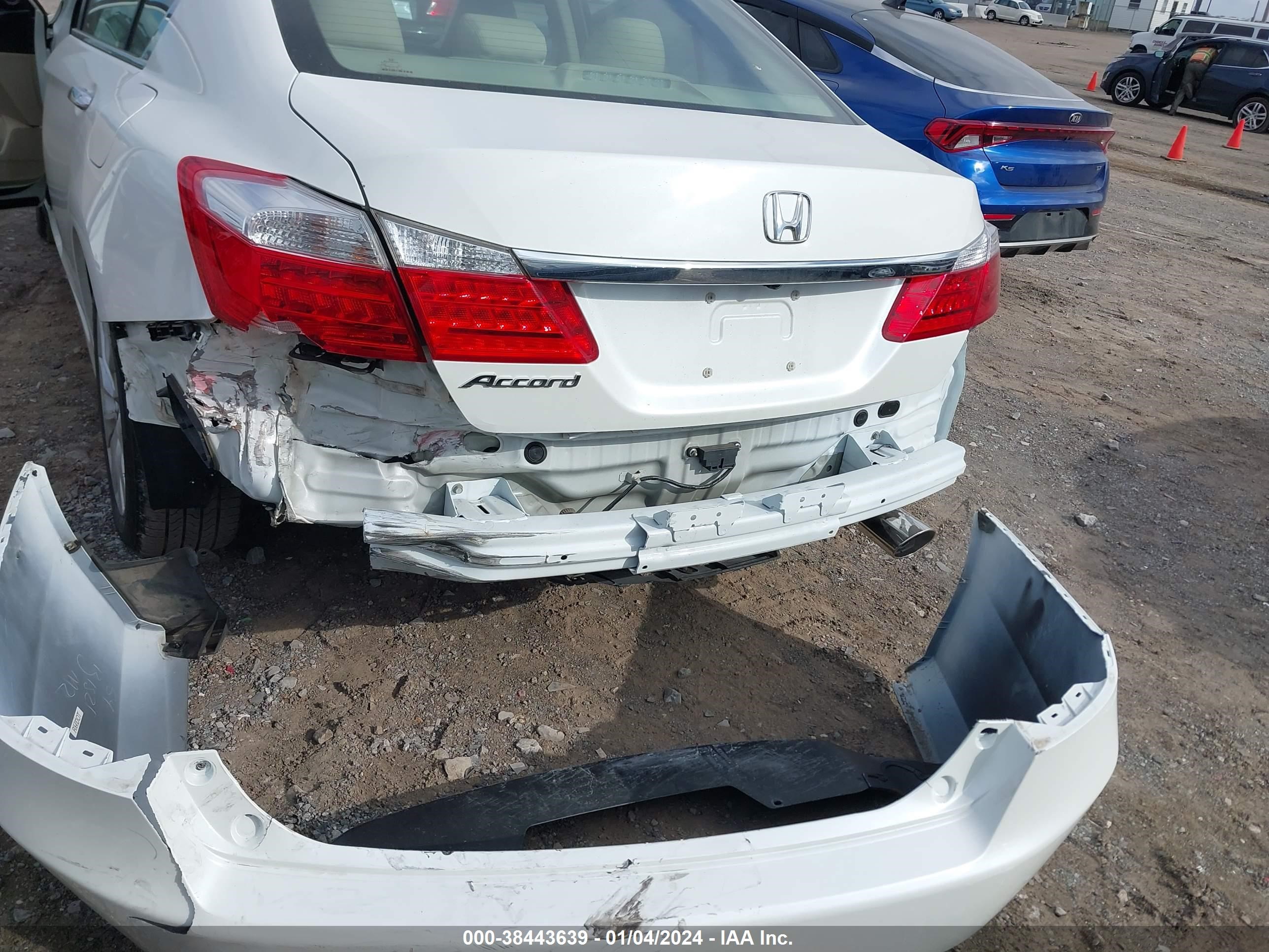 Photo 5 VIN: 1HGCR2F80DA001954 - HONDA ACCORD 