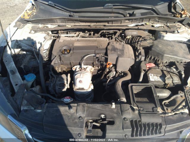 Photo 9 VIN: 1HGCR2F80DA017667 - HONDA ACCORD SDN 