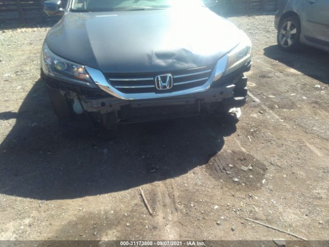 Photo 5 VIN: 1HGCR2F80DA052581 - HONDA ACCORD SDN 