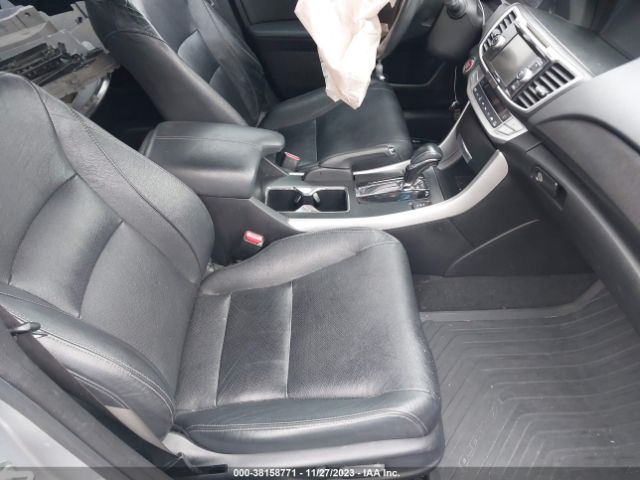 Photo 4 VIN: 1HGCR2F80DA075228 - HONDA ACCORD 