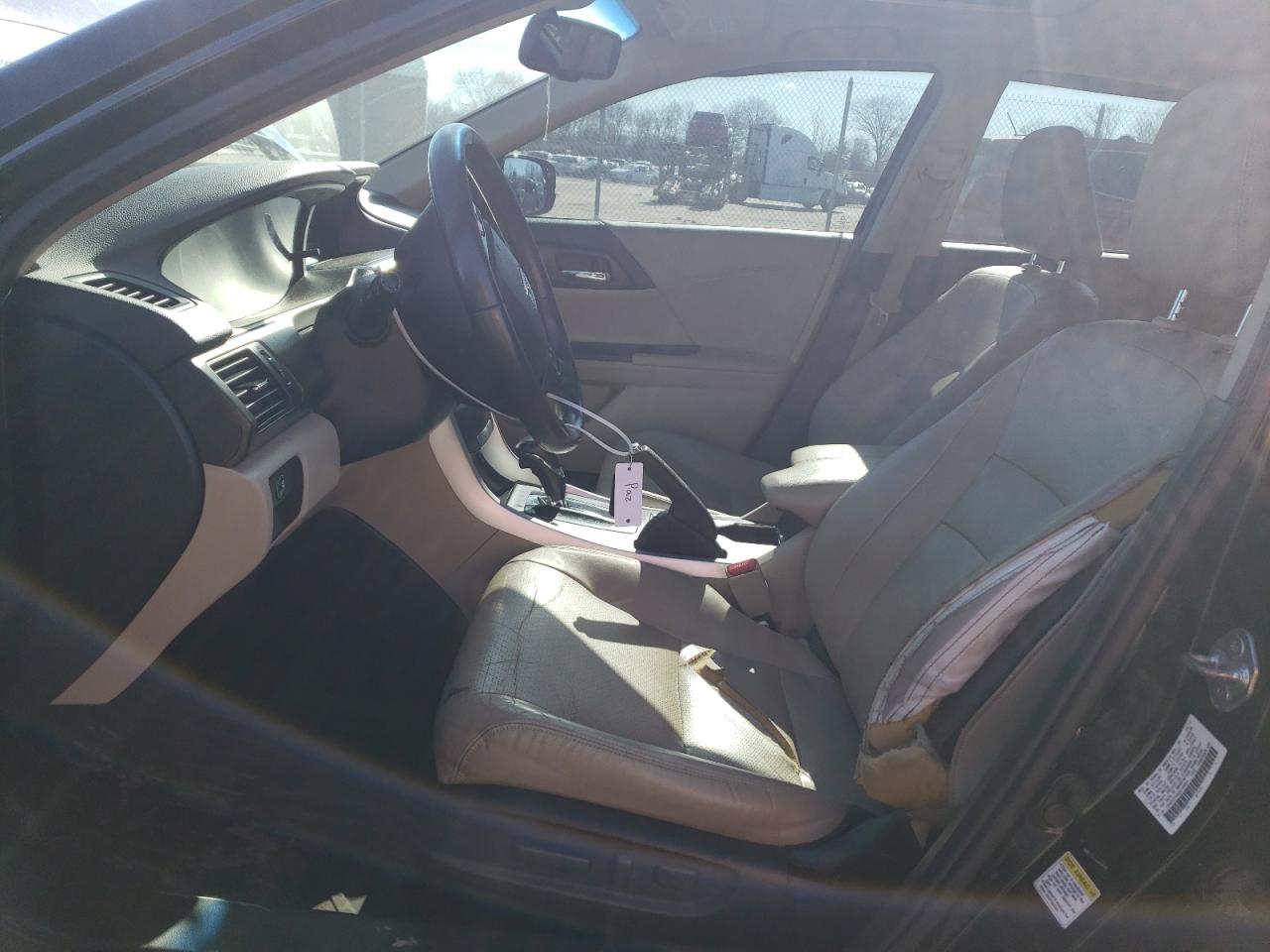 Photo 6 VIN: 1HGCR2F80DA144984 - HONDA ACCORD 