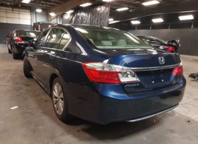 Photo 2 VIN: 1HGCR2F80DA192047 - HONDA ACCORD SDN 