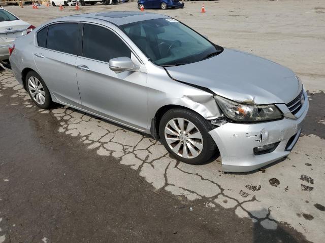 Photo 3 VIN: 1HGCR2F80EA126566 - HONDA ACCORD 