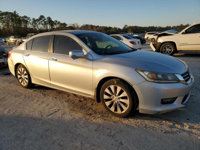 Photo 3 VIN: 1HGCR2F80EA246481 - HONDA ACCORD 