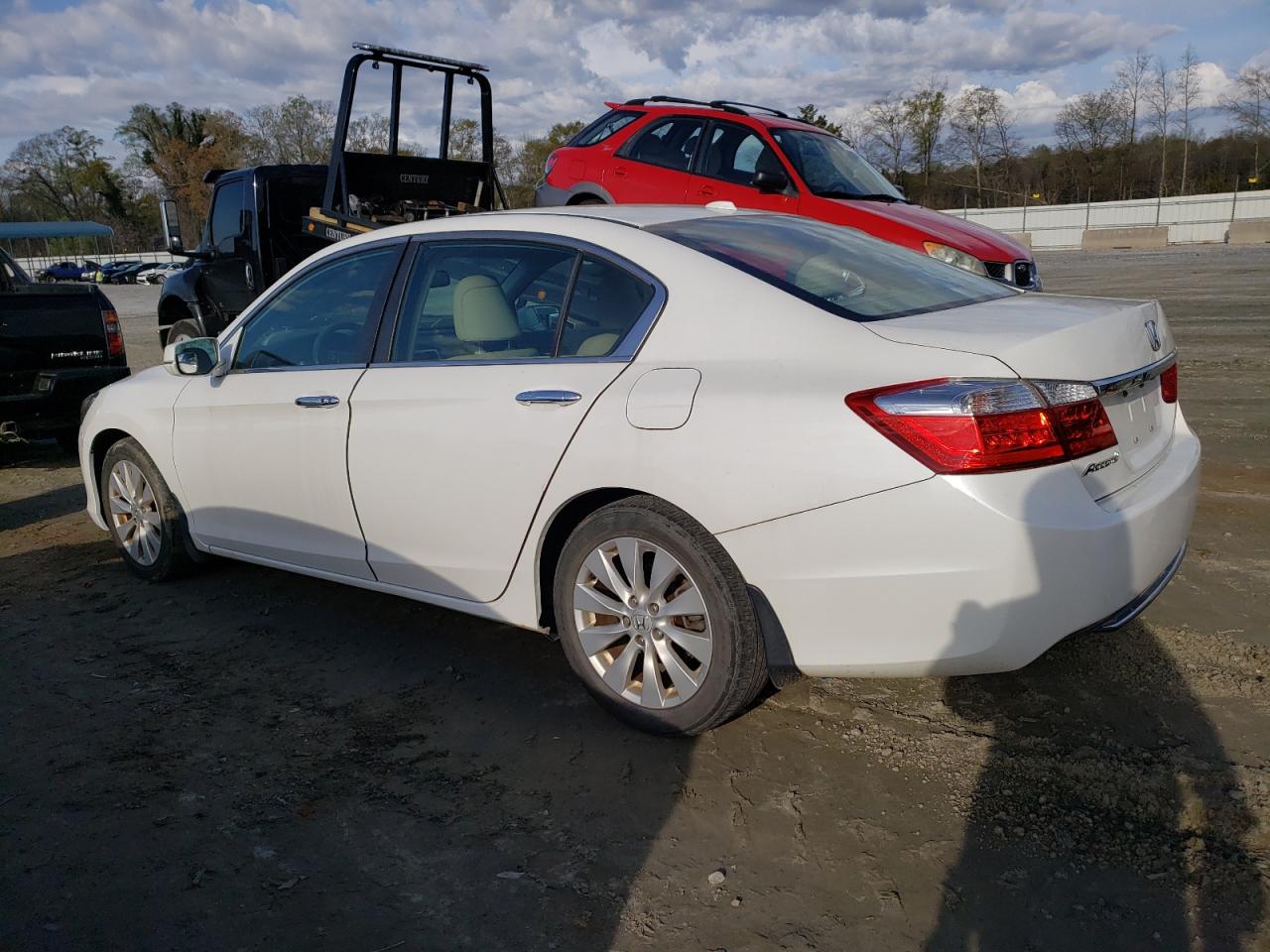 Photo 1 VIN: 1HGCR2F80EA303651 - HONDA ACCORD 