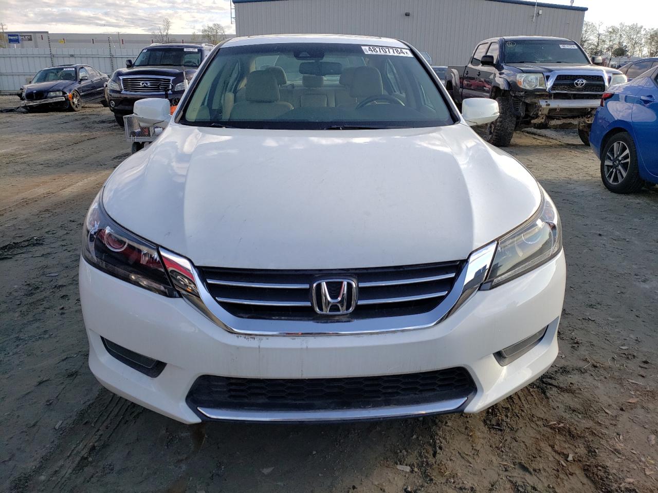 Photo 4 VIN: 1HGCR2F80EA303651 - HONDA ACCORD 