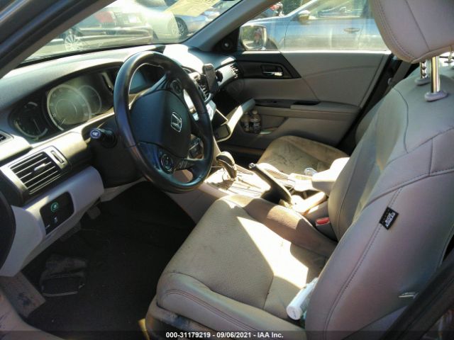 Photo 4 VIN: 1HGCR2F80FA053359 - HONDA ACCORD SEDAN 