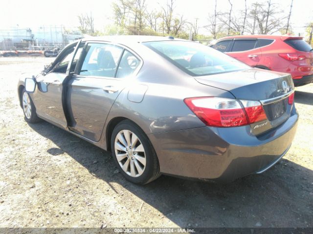 Photo 2 VIN: 1HGCR2F80FA057704 - HONDA ACCORD 