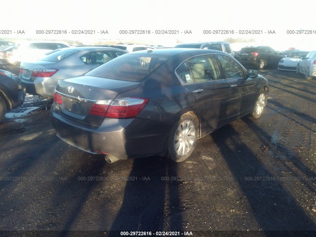 Photo 3 VIN: 1HGCR2F80FA072266 - HONDA ACCORD SEDAN 