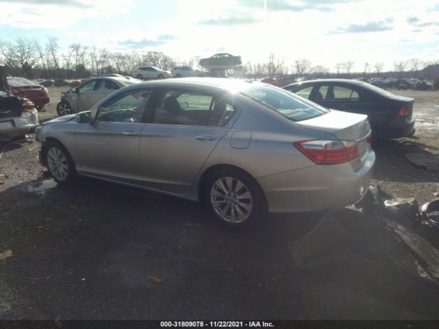 Photo 2 VIN: 1HGCR2F80FA116184 - HONDA ACCORD SEDAN 