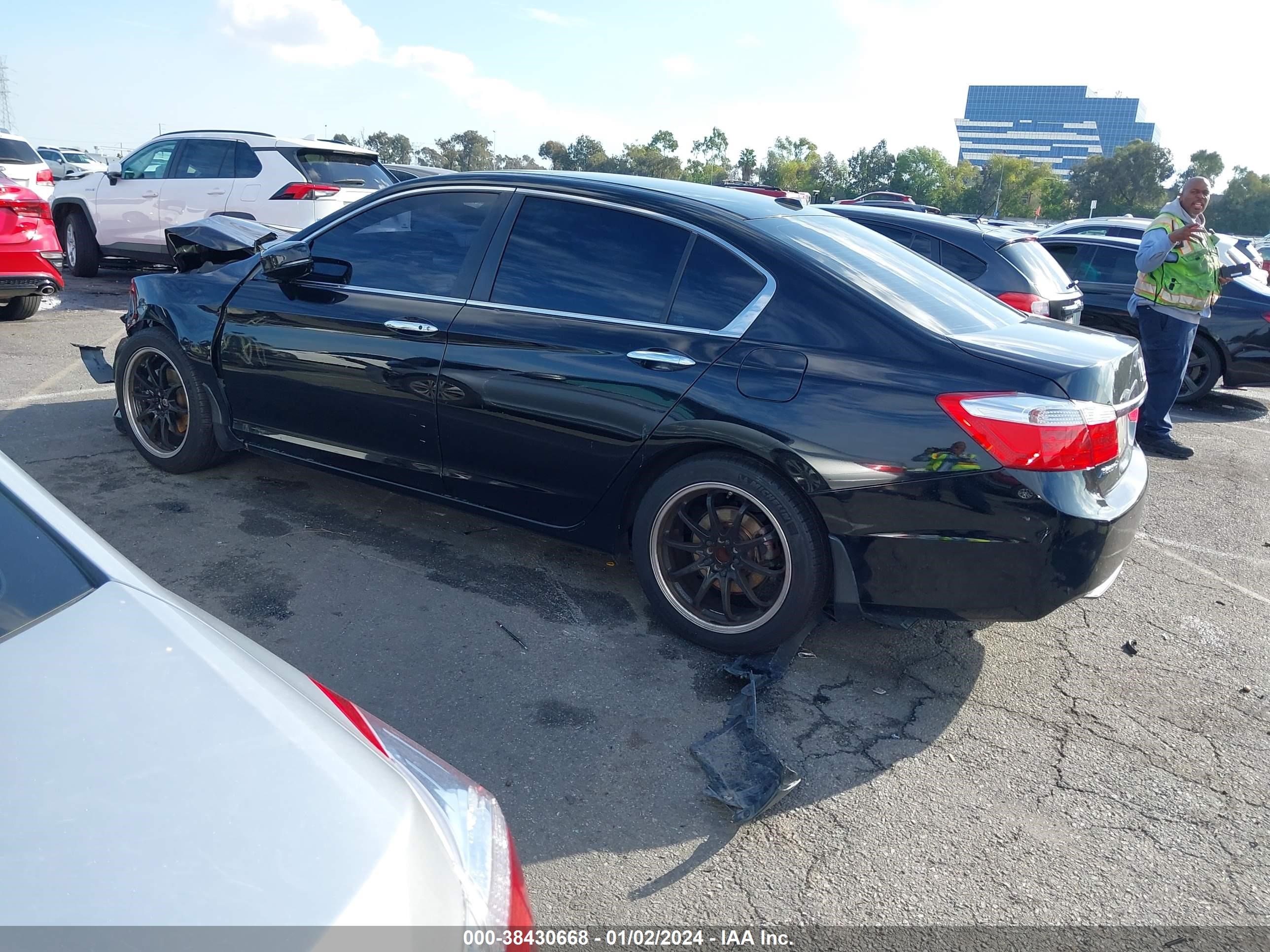 Photo 14 VIN: 1HGCR2F80FA121918 - HONDA ACCORD 