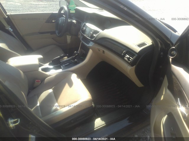 Photo 4 VIN: 1HGCR2F80FA149251 - HONDA ACCORD SEDAN 