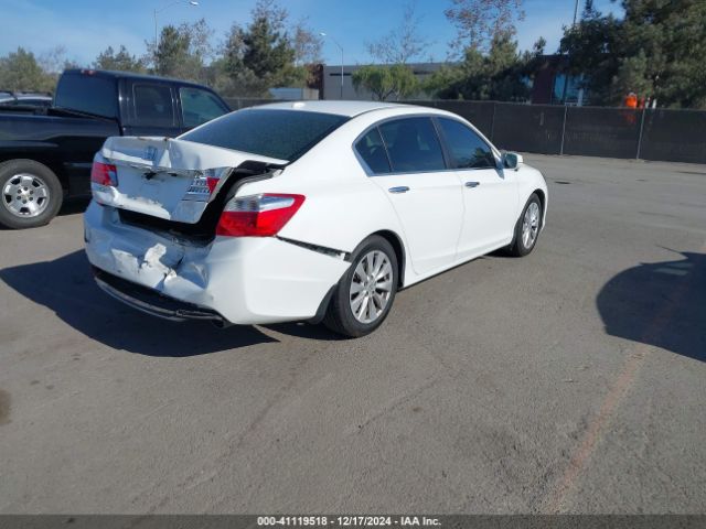 Photo 3 VIN: 1HGCR2F80FA225485 - HONDA ACCORD 