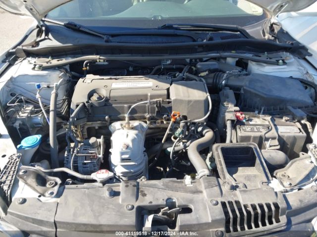 Photo 9 VIN: 1HGCR2F80FA225485 - HONDA ACCORD 