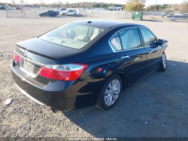 Photo 3 VIN: 1HGCR2F80FA233683 - HONDA ACCORD 