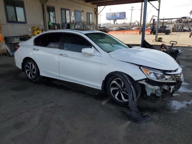 Photo 3 VIN: 1HGCR2F80GA022565 - HONDA ACCORD EXL 