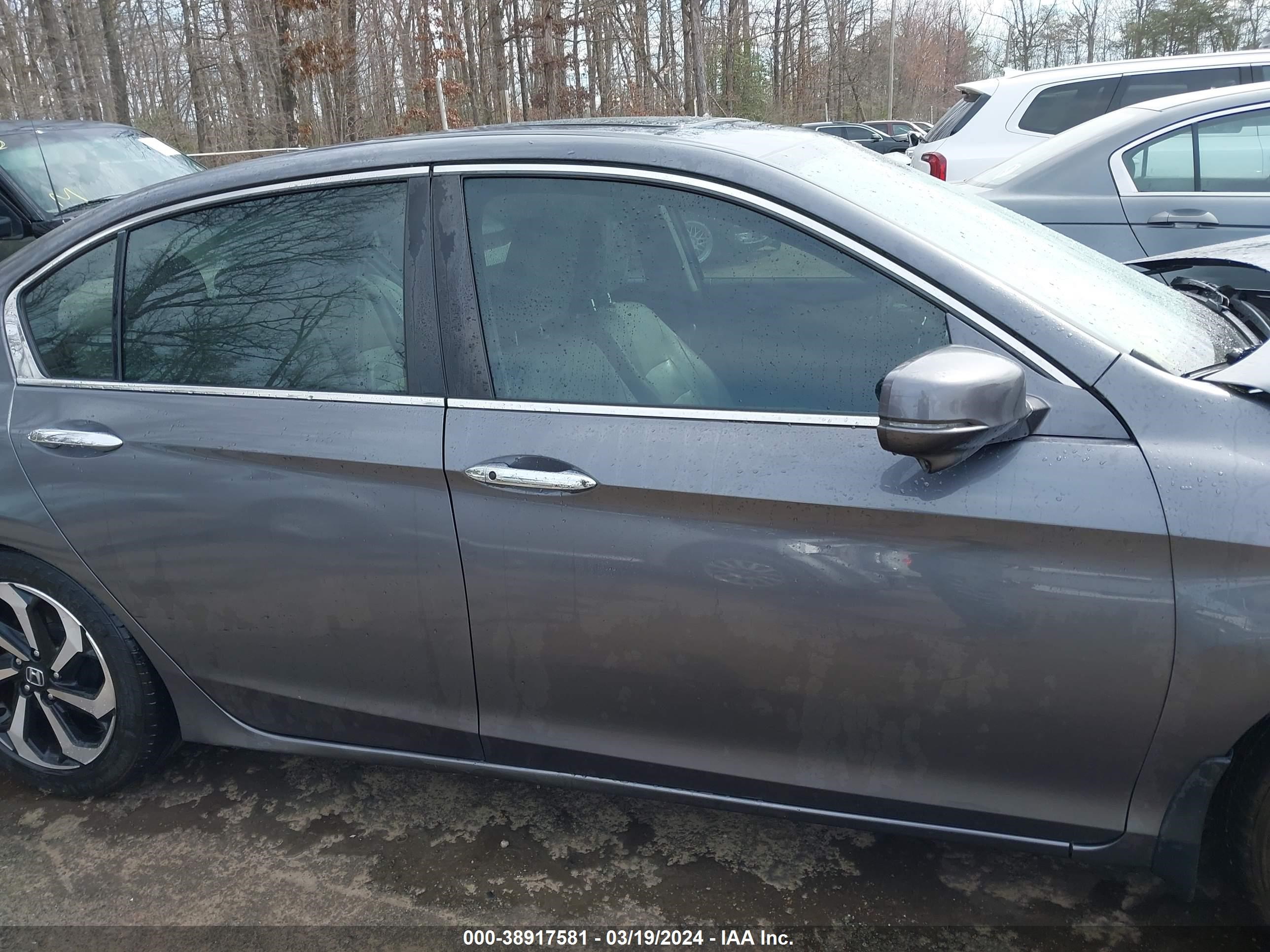 Photo 12 VIN: 1HGCR2F80GA108281 - HONDA ACCORD 