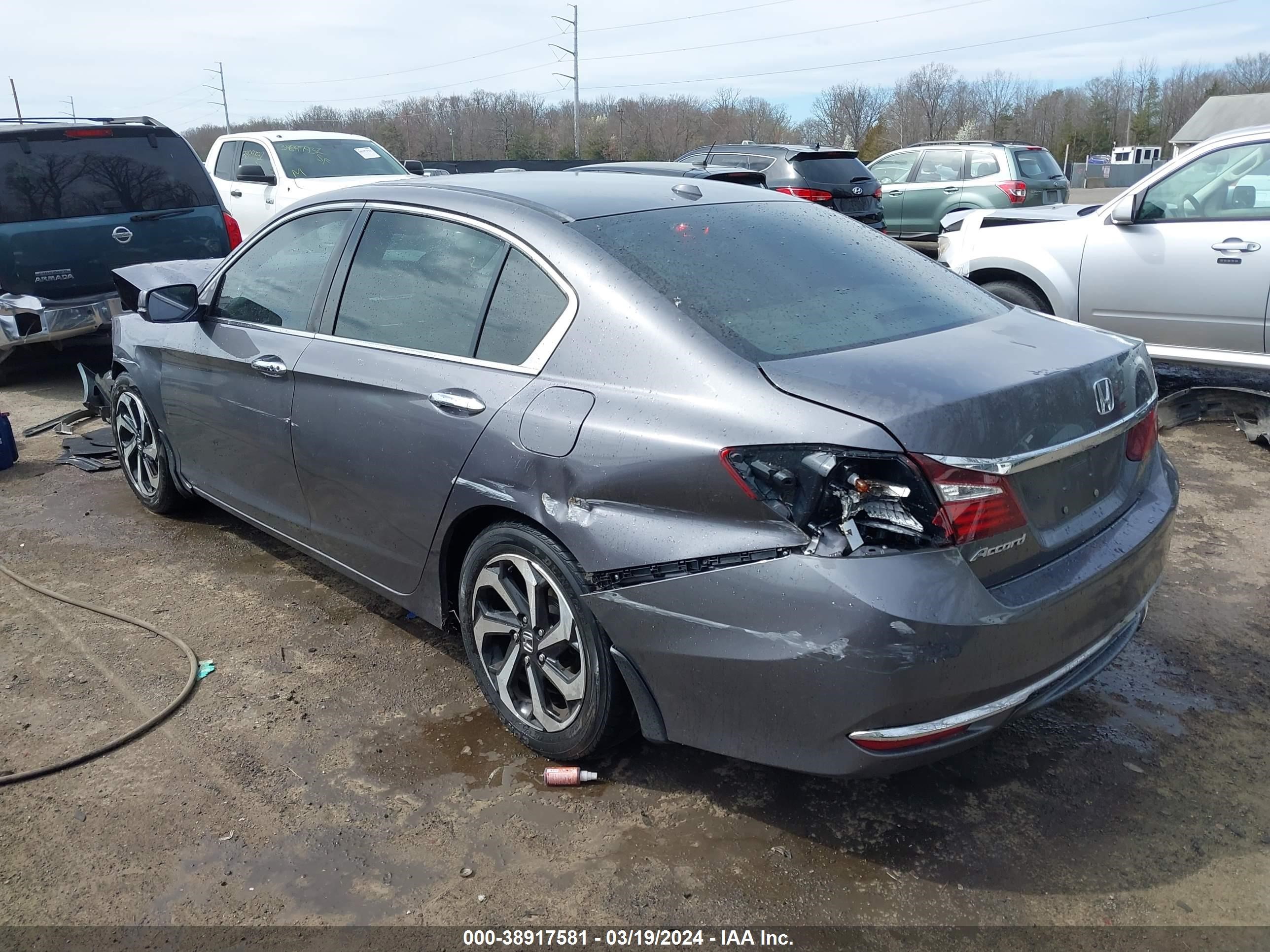 Photo 2 VIN: 1HGCR2F80GA108281 - HONDA ACCORD 