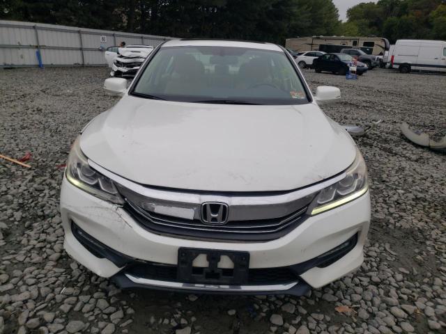 Photo 4 VIN: 1HGCR2F80HA067376 - HONDA ACCORD EXL 