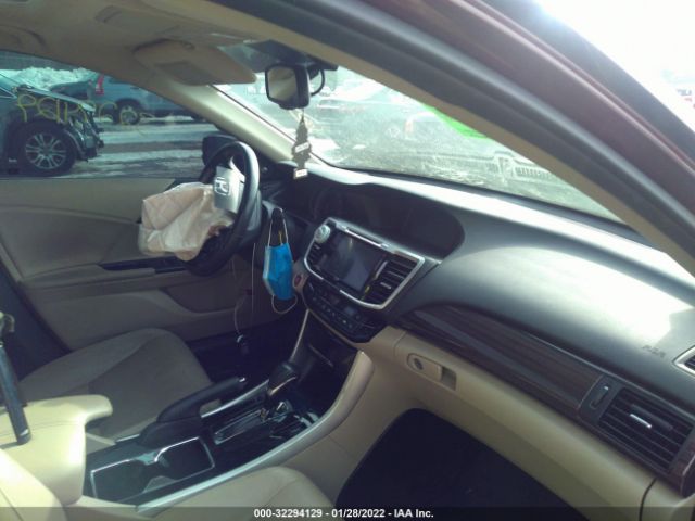 Photo 4 VIN: 1HGCR2F80HA137815 - HONDA ACCORD SEDAN 