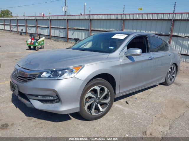 Photo 1 VIN: 1HGCR2F80HA156140 - HONDA ACCORD 