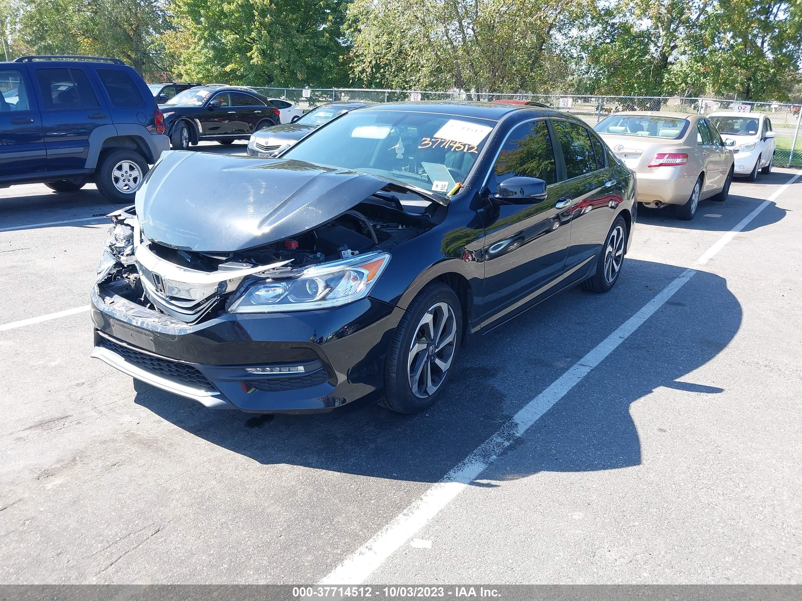 Photo 1 VIN: 1HGCR2F80HA285902 - HONDA ACCORD 