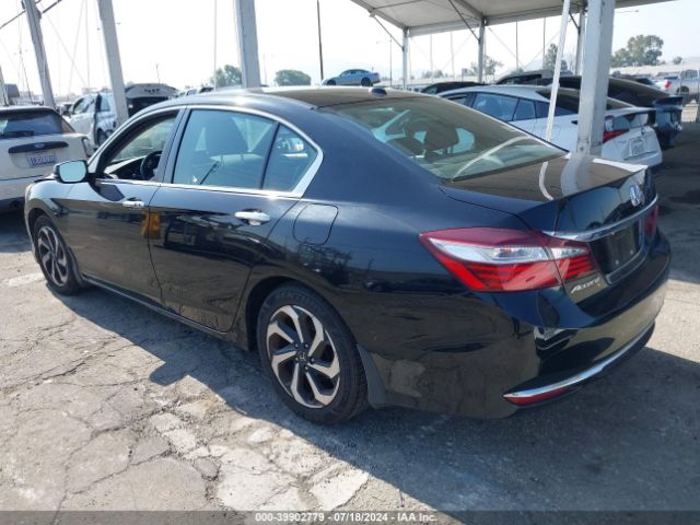 Photo 2 VIN: 1HGCR2F80HA307607 - HONDA ACCORD 