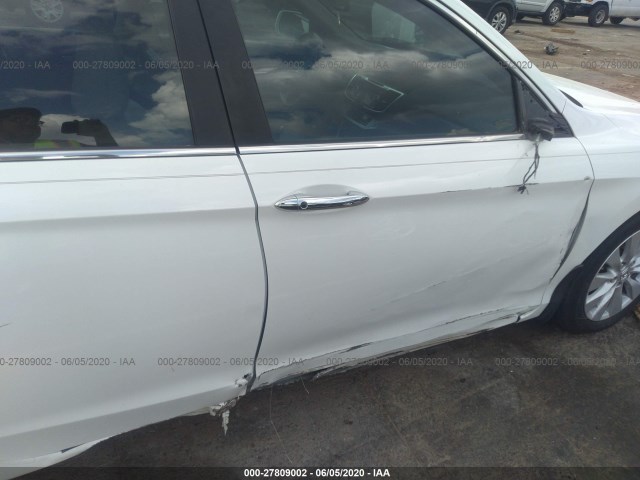 Photo 5 VIN: 1HGCR2F81DA001946 - HONDA ACCORD SDN 