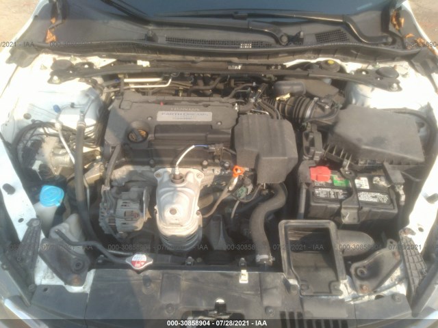 Photo 9 VIN: 1HGCR2F81DA116238 - HONDA ACCORD SDN 