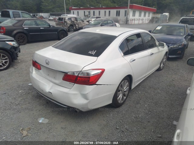 Photo 3 VIN: 1HGCR2F81DA211432 - HONDA ACCORD SDN 