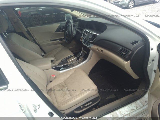 Photo 4 VIN: 1HGCR2F81DA211432 - HONDA ACCORD SDN 