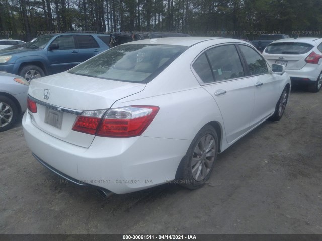 Photo 3 VIN: 1HGCR2F81DA221197 - HONDA ACCORD SDN 