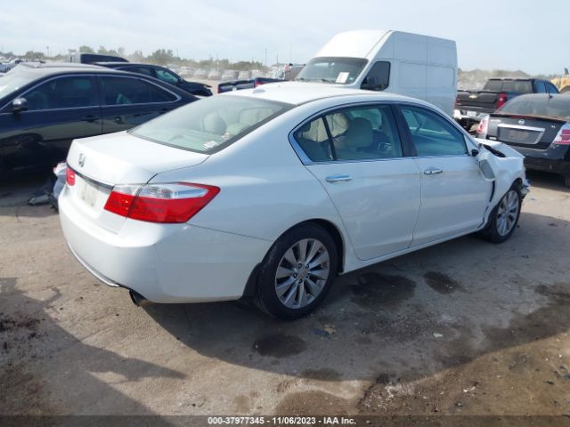 Photo 3 VIN: 1HGCR2F81DA224889 - HONDA ACCORD 