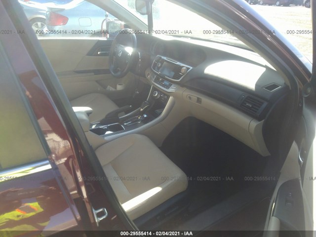 Photo 4 VIN: 1HGCR2F81DA227906 - HONDA ACCORD SDN 