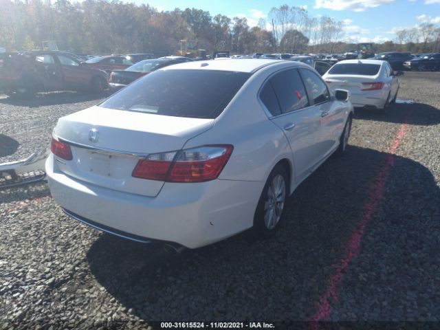 Photo 3 VIN: 1HGCR2F81DA242406 - HONDA ACCORD SDN 