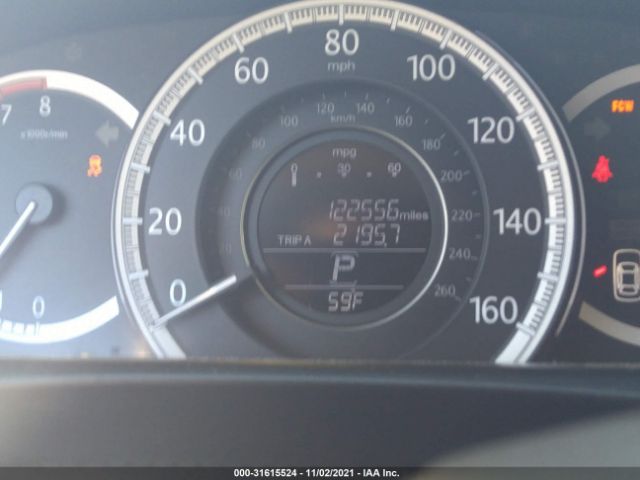 Photo 6 VIN: 1HGCR2F81DA242406 - HONDA ACCORD SDN 