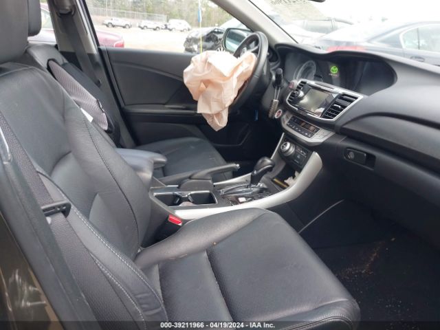 Photo 4 VIN: 1HGCR2F81EA036875 - HONDA ACCORD 