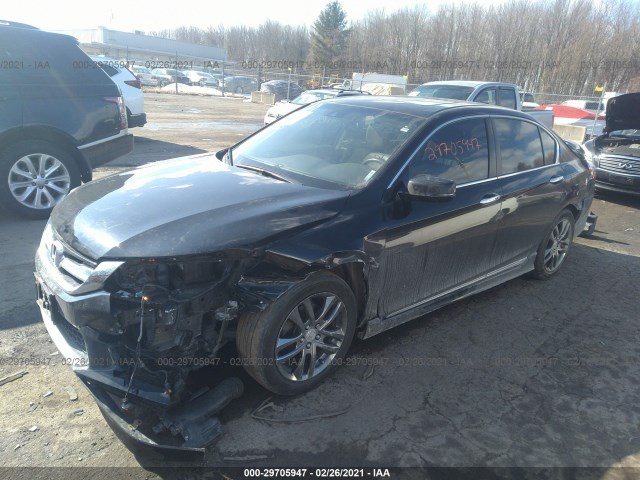 Photo 1 VIN: 1HGCR2F81FA013422 - HONDA ACCORD SEDAN 