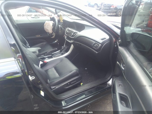 Photo 4 VIN: 1HGCR2F81FA060904 - HONDA ACCORD SEDAN 