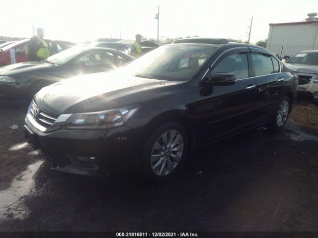 Photo 1 VIN: 1HGCR2F81FA213779 - HONDA ACCORD SEDAN 